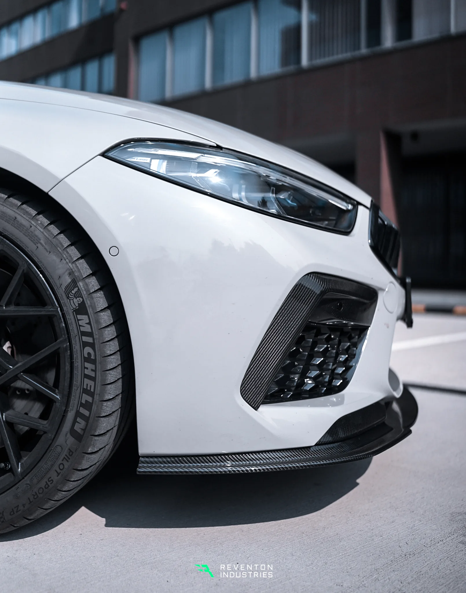 FRONT BUMPER TRIM carbon BMW M8 F92/93