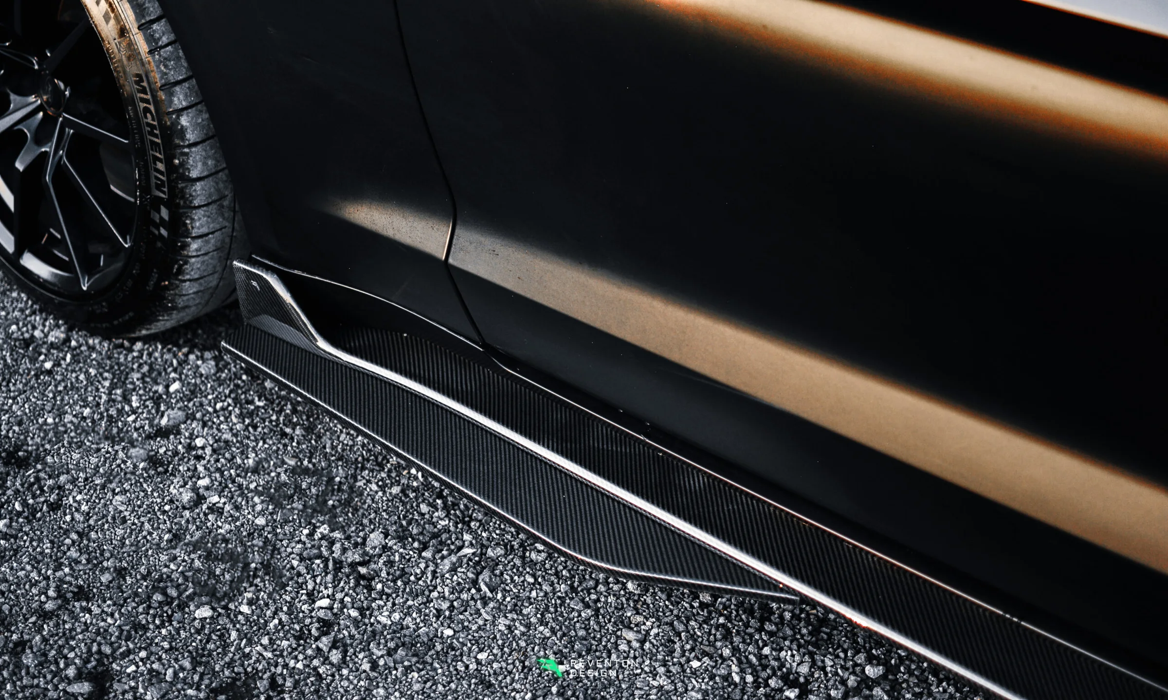 SIDE SKIRTS GT500 carbon Ford MUSTANG