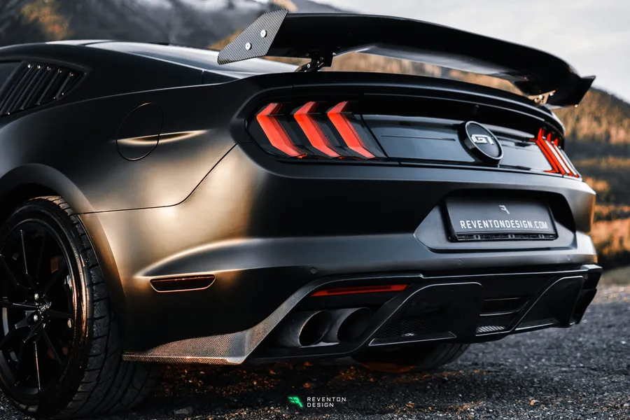 Ford MUSTANG Reventon