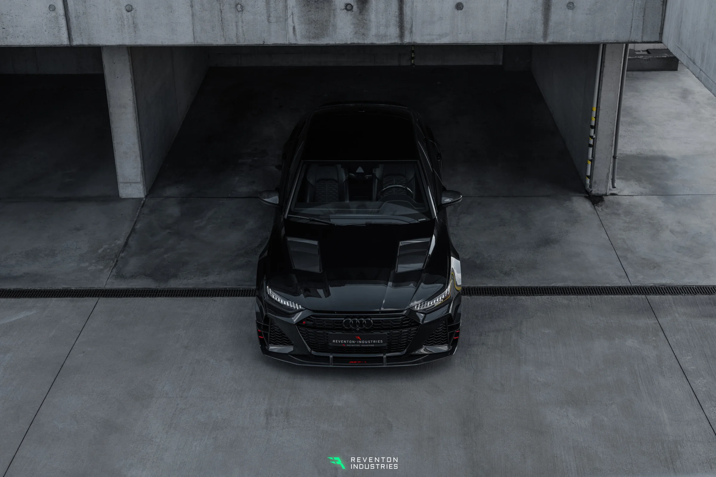 BONNET TROPHY carbon Audi RS7 C8